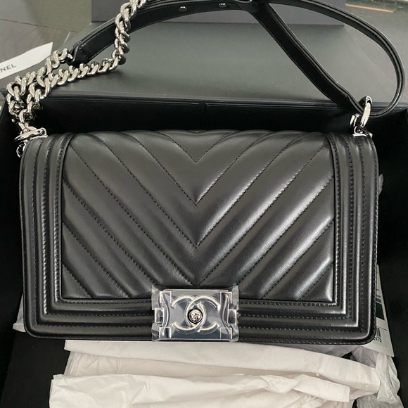 Chanel Medium Black Chevron Boy Bag Silver - Picture 2 of 15